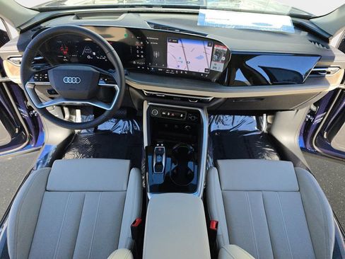 Used 2025 Audi Q5 Premium w/ Premium Plus AWD/4WD image 35