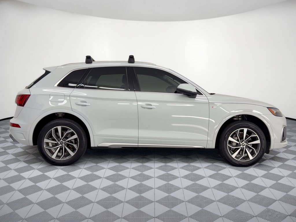 Used 2023 Audi Q5 2.0T Premium Plus w/ Premium Plus Package AWD/4WD image 8