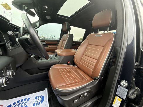 Used 2024 GMC Sierra 3500 Denali Ultimate image 13