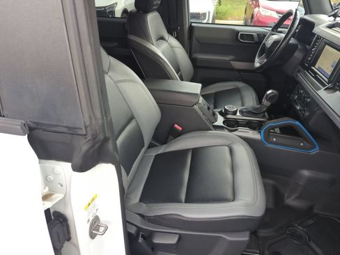 Used 2023 Ford Bronco Black Diamond AWD/4WD image 34