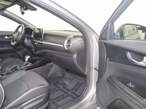 Used 2022 Kia Forte GT-Line w/ GT-Line Technology Package image 49