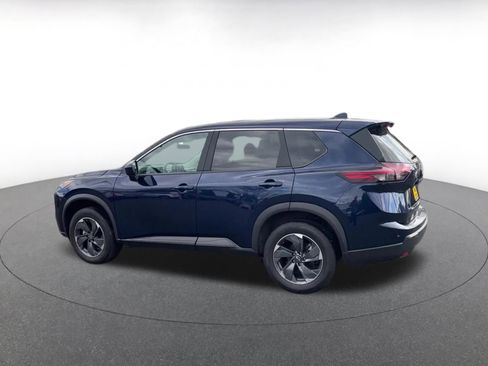 Used 2025 Nissan Rogue SV FWD image 10