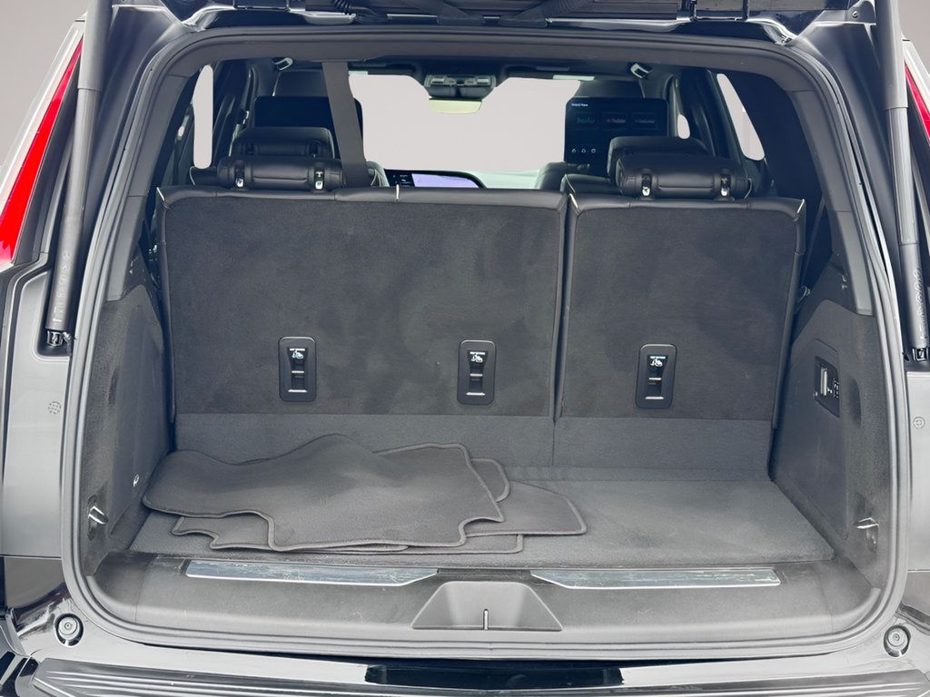 Used 2023 Cadillac Escalade Sport AWD/4WD image 22
