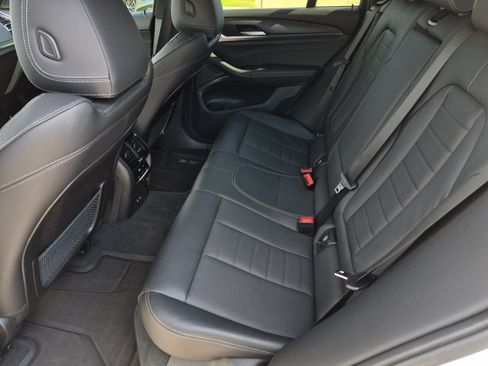 Used 2022 BMW X4 xDrive30i w/ M Sport Package 2 AWD/4WD image 17