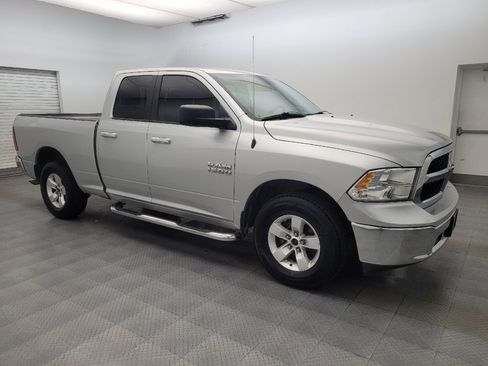 Used 2015 RAM 1500 Classic SLT AWD/4WD image 11