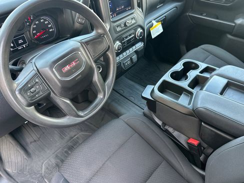 Certified 2023 GMC Sierra 1500 Pro w/ Convenience Package image 10