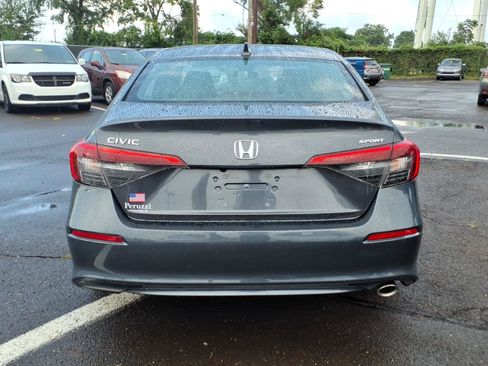 Used 2023 Honda Civic Sport image 4