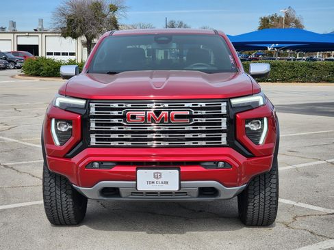 Certified 2025 GMC Canyon Denali image 2