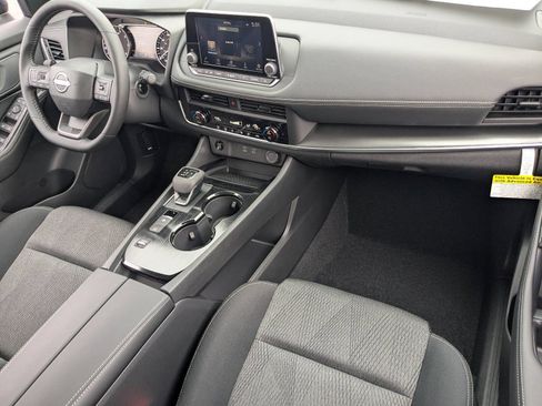 New 2026 Nissan Rogue SV FWD image 29