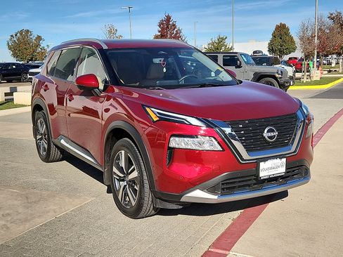 Used 2023 Nissan Rogue Platinum w/ Platinum Premium Package image 5