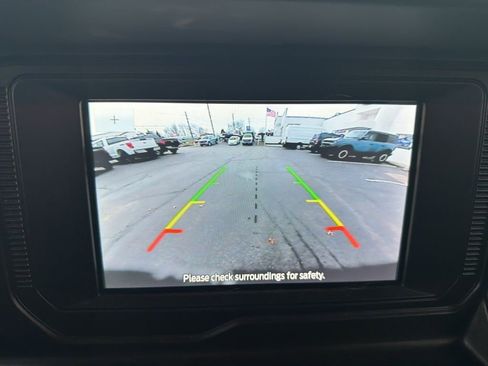 Used 2022 Ford Bronco Base image 10