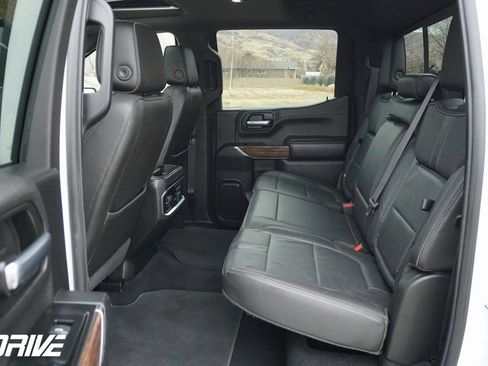 Used 2019 Chevrolet Silverado 1500 High Country image 37