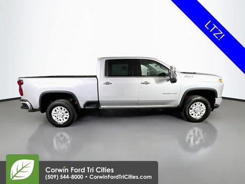 Used 2023 Chevrolet Silverado 3500 LTZ w/ LTZ Convenience Package AWD/4WD image 18