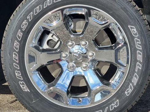 New 2026 RAM 1500 Big Horn AWD/4WD image 17