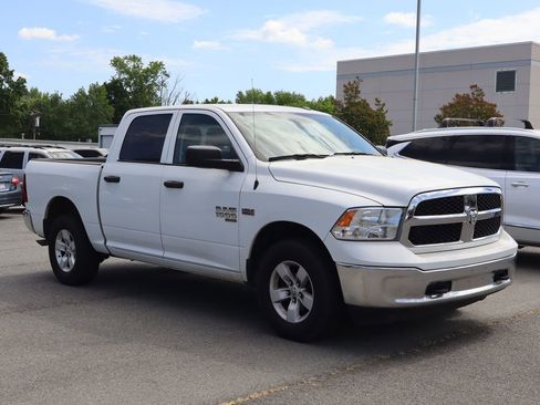Used 2022 RAM 1500 Tradesman w/ Chrome Appearance Group image 11