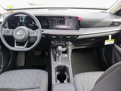 New 2026 Nissan Kicks SV image 6