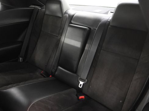 Used 2015 Dodge Challenger SRT Hellcat image 9