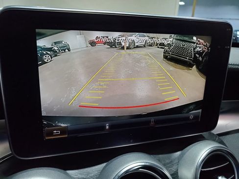 Used 2015 Mercedes-Benz C 300 4MATIC Sedan image 31
