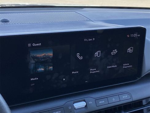 Used 2025 Kia K4 LXS image 8