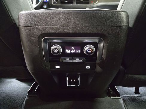 Used 2024 Chevrolet Tahoe LT image 32