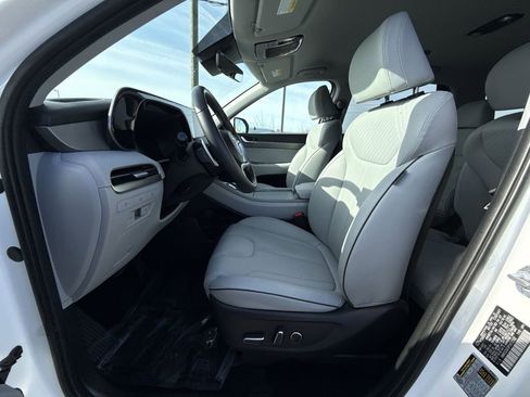 Used 2023 Hyundai Palisade SEL image 11