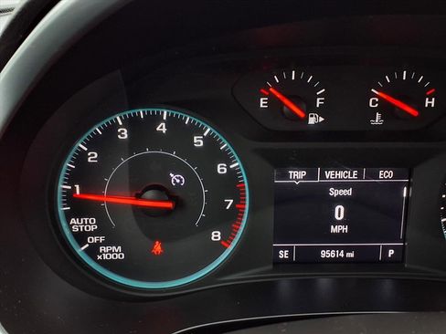 Used 2023 Chevrolet Malibu LT image 13