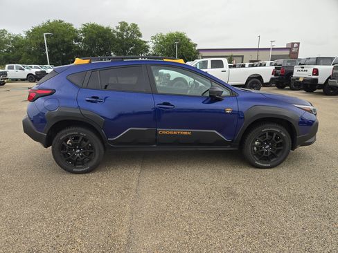 Used 2025 Subaru Crosstrek 2.5i Wilderness w/ Crosstrek Mirror Package AWD/4WD image 2