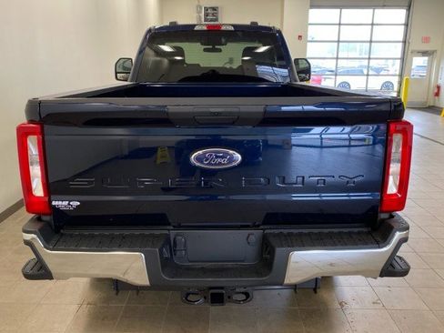New 2025 Ford F350 XLT w/ FX4 Off-Road Package image 6