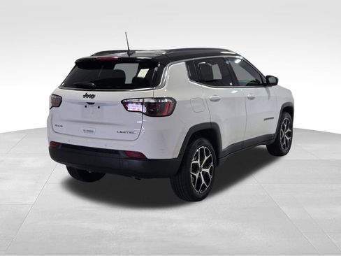 Certified 2025 Jeep Compass Limited AWD/4WD image 27