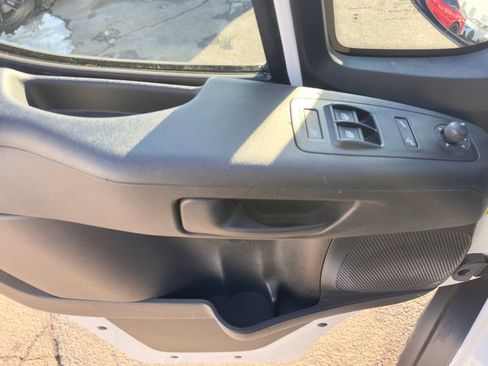 Used 2025 RAM ProMaster 1500 w/ Safety Group FWD image 14