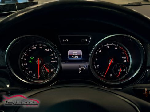 Used 2018 Mercedes-Benz GLE 350 GLE 350 4MATIC Sport Utility 4 w/ Premium 1 Package image 5