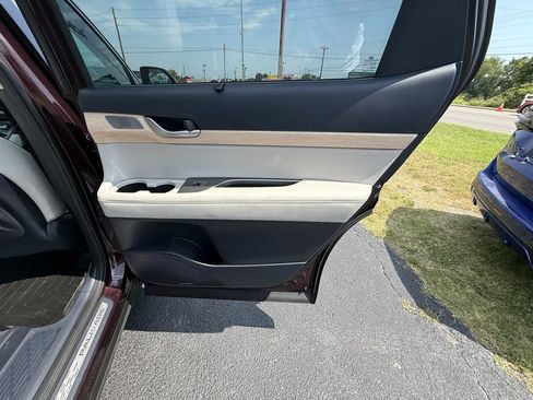 Used 2023 Hyundai Palisade Limited AWD/4WD image 20