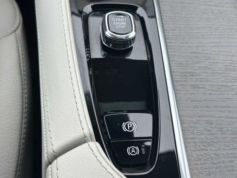 Used 2025 Volvo XC90 T8 Plus w/ Protection Package Premier image 32