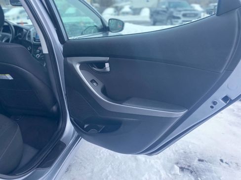 Used 2016 Hyundai Elantra Value Edition image 12