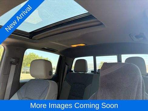 Used 2024 Chevrolet Colorado ZR2 w/ Technology Package AWD/4WD image 13