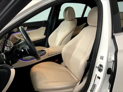 Used 2022 Mercedes-Benz E 450 4MATIC Sedan image 9