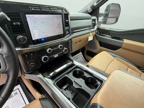 Used 2024 Ford F350 Lariat w/ Lariat Ultimate Package AWD/4WD image 20