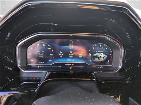 Certified 2025 Chevrolet Silverado 1500 ZR2 w/ Technology Package image 10