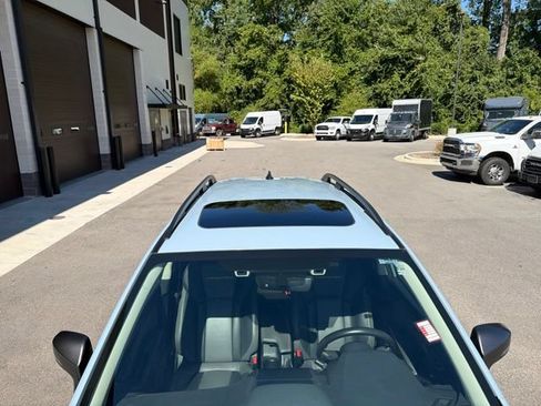 Used 2021 Subaru Crosstrek 2.5i Sport w/ Moonroof Package AWD/4WD image 10