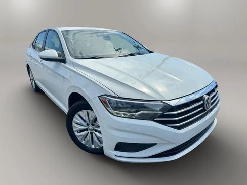 Used 2019 Volkswagen Jetta S w/ Driver Assistance Package FWD image 2