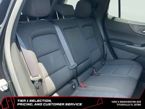 Used 2025 Chevrolet Equinox LT AWD/4WD image 17