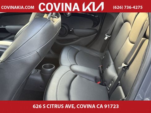 Used 2017 MINI Cooper S image 27