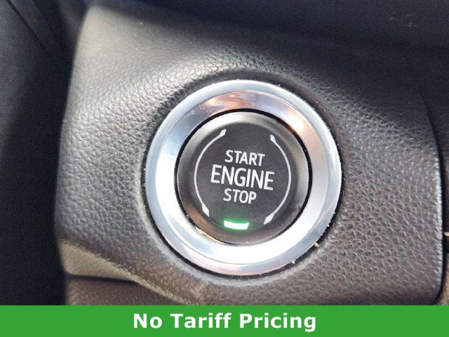 Used 2021 Buick Envision Essence w/ Technology Package I FWD image 21