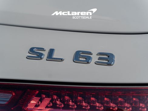 Used 2022 Mercedes-Benz SL 63 AMG 4MATIC image 31