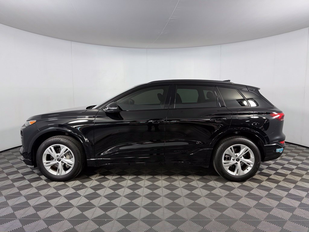 Used 2025 Audi Q6 e-tron Premium Plus w/ Premium Plus RWD image 11