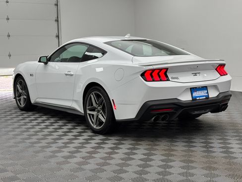 Used 2024 Ford Mustang GT Premium RWD image 10