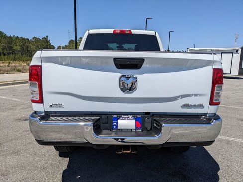 Used 2024 RAM 2500 Tradesman w/ Chrome Appearance Group AWD/4WD image 20