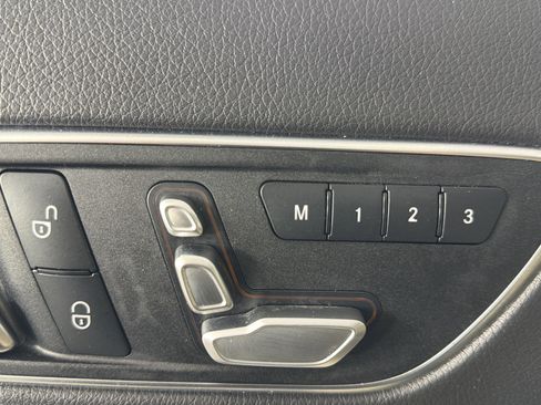 Used 2019 Mercedes-Benz GLA 250 4MATIC image 18
