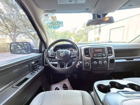 Used 2015 RAM 1500 Express RWD image 13