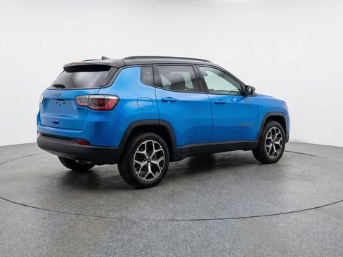 Used 2025 Jeep Compass Limited AWD/4WD image 9